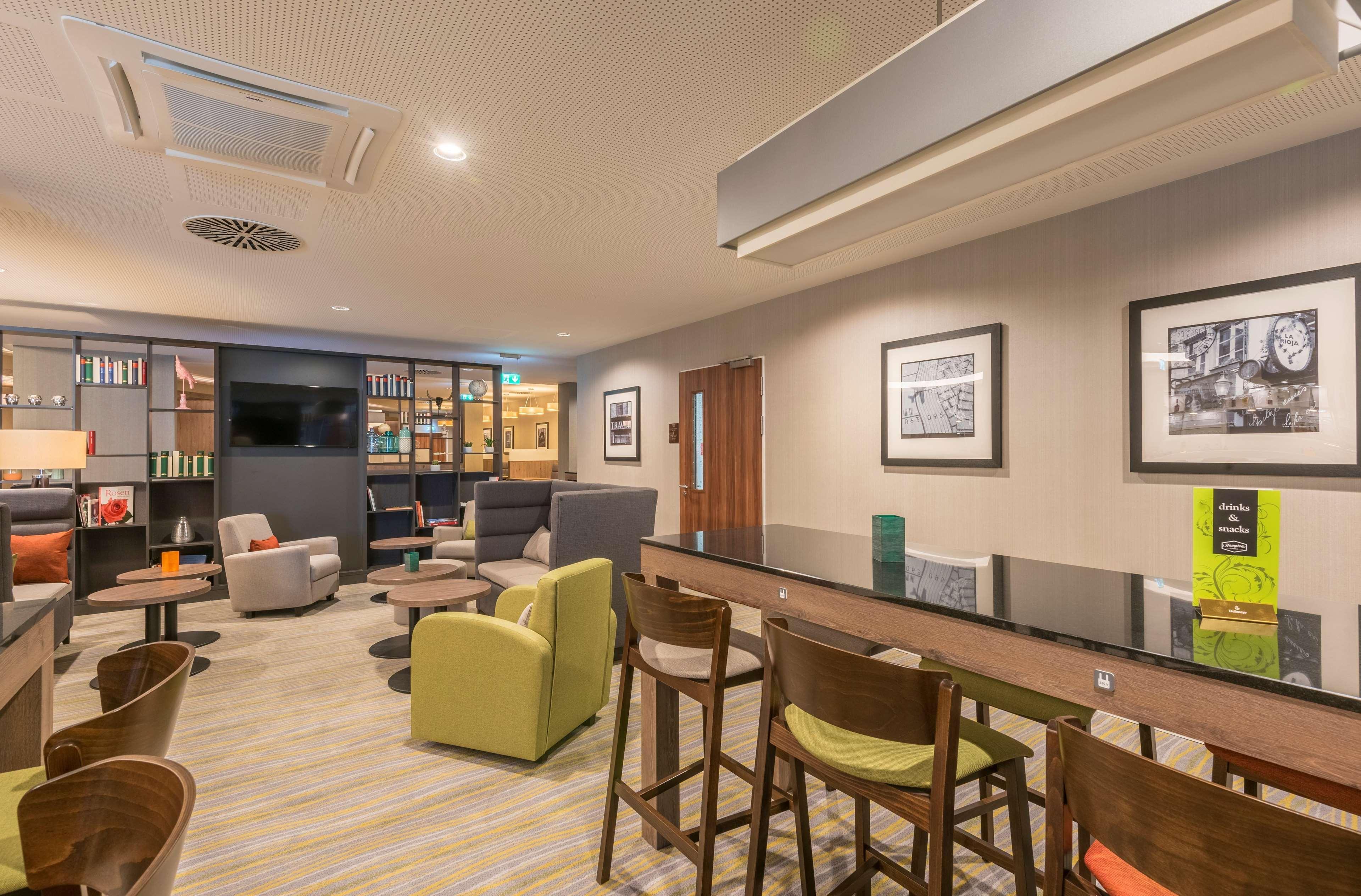 Hampton By Hilton West Отель Мюнхен